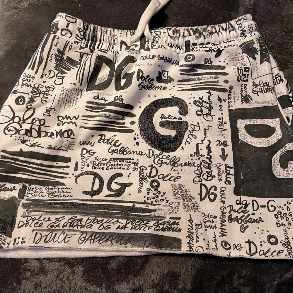 DG skirt, nice fit, black and white, new design loco